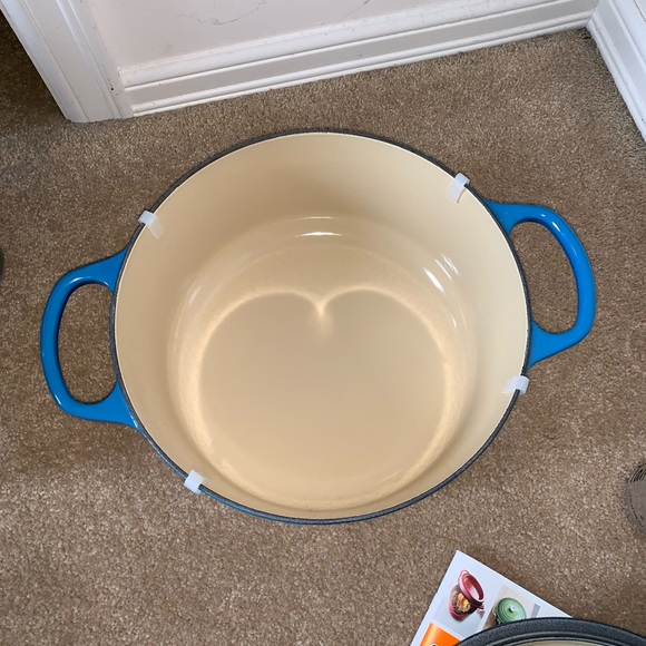Le Creuset #26 5.5qt new blue - Picture 6 of 11